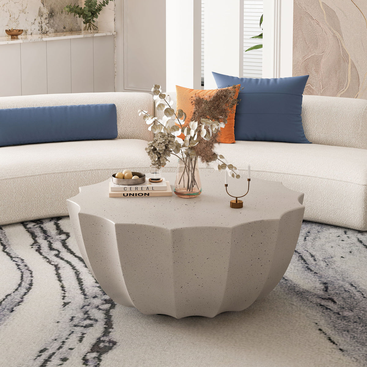 Modern Round Coffee Table For Indoor / Outdoor