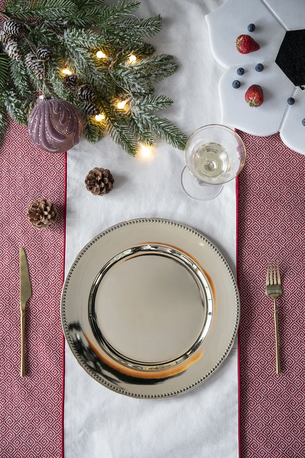 Plastic Charger Plate (Set of 8) - Silver