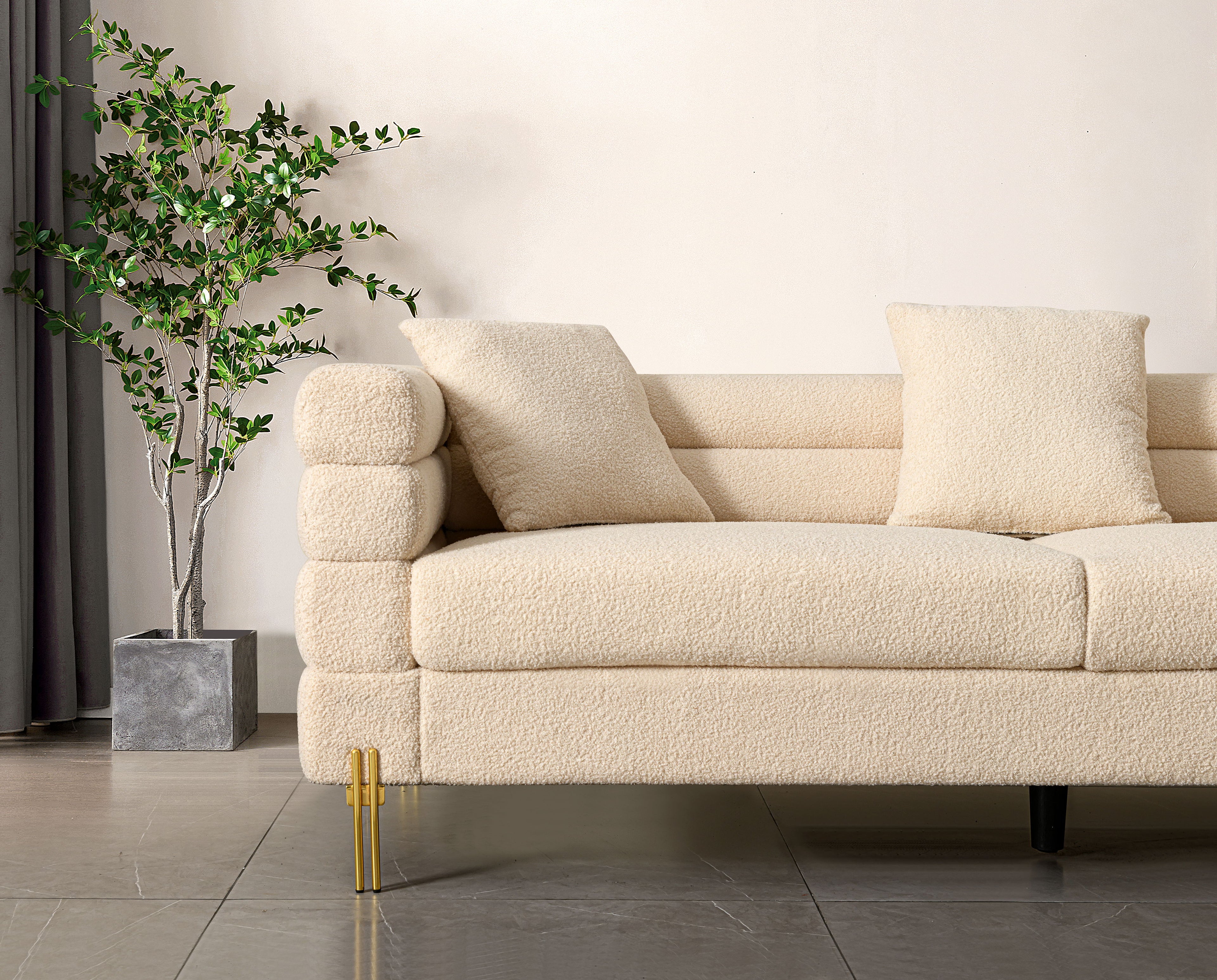 Modern Luxurious And Comfortable Upholstered Sofa
