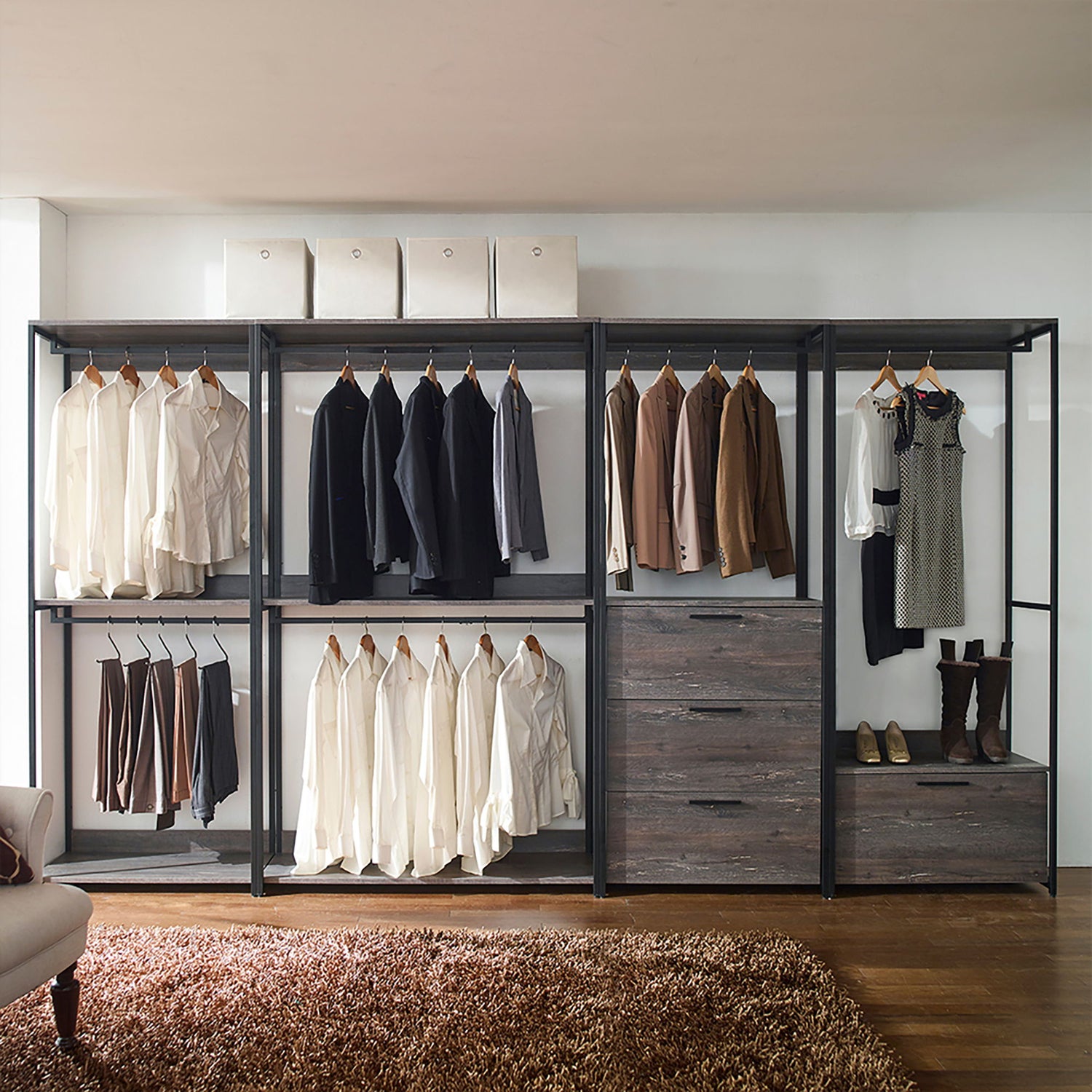 Monica - Walk In Closet With Three Drawers And Shelf