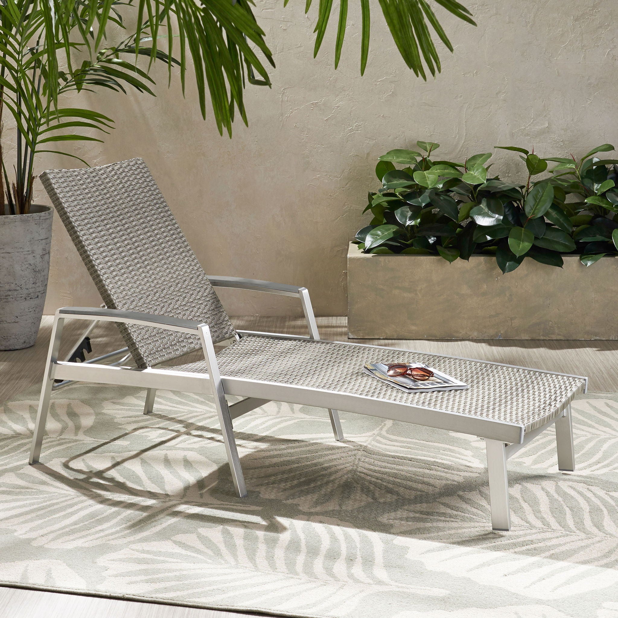 Oxton - Chaise Lounge