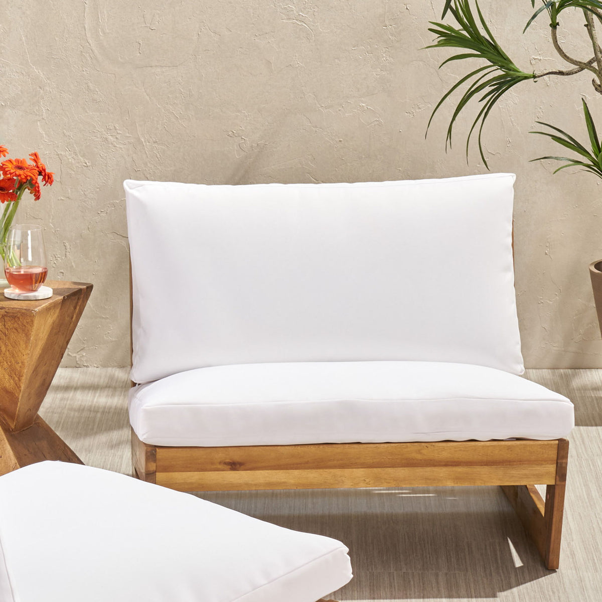 Acacia Wood Outdoor Club Chair With Cushions