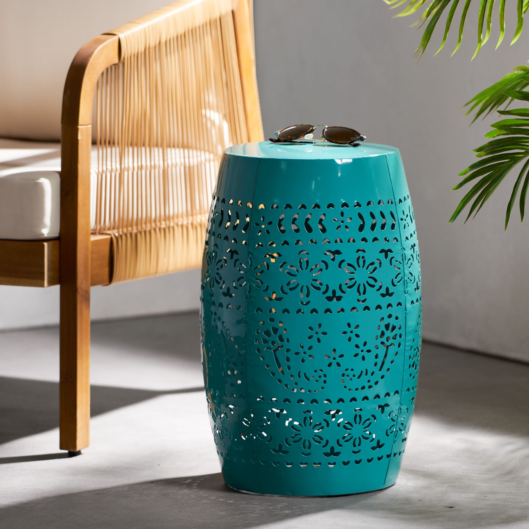 Outdoor Lace Cut Side Table - Teal