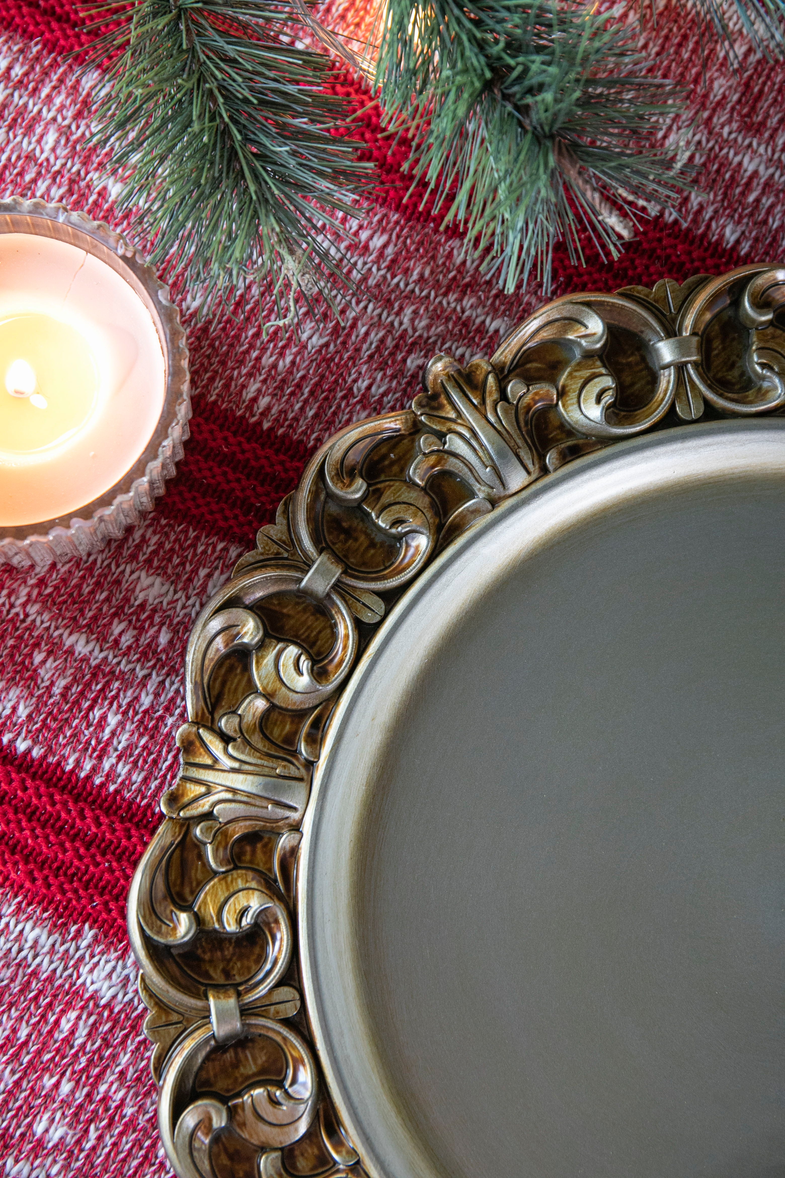 Plastic Charger Plate (Set of 6) - Gold