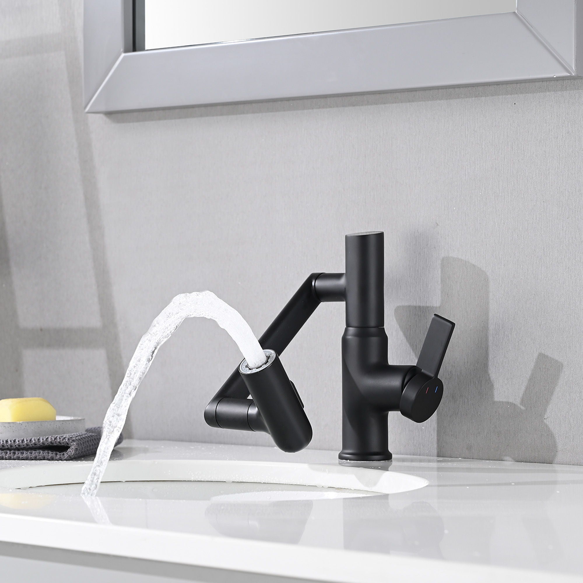 Bathroom Sink Faucet With Spray Function And Temperature Display, Anti Skid Switch, 360 Degree Rotary