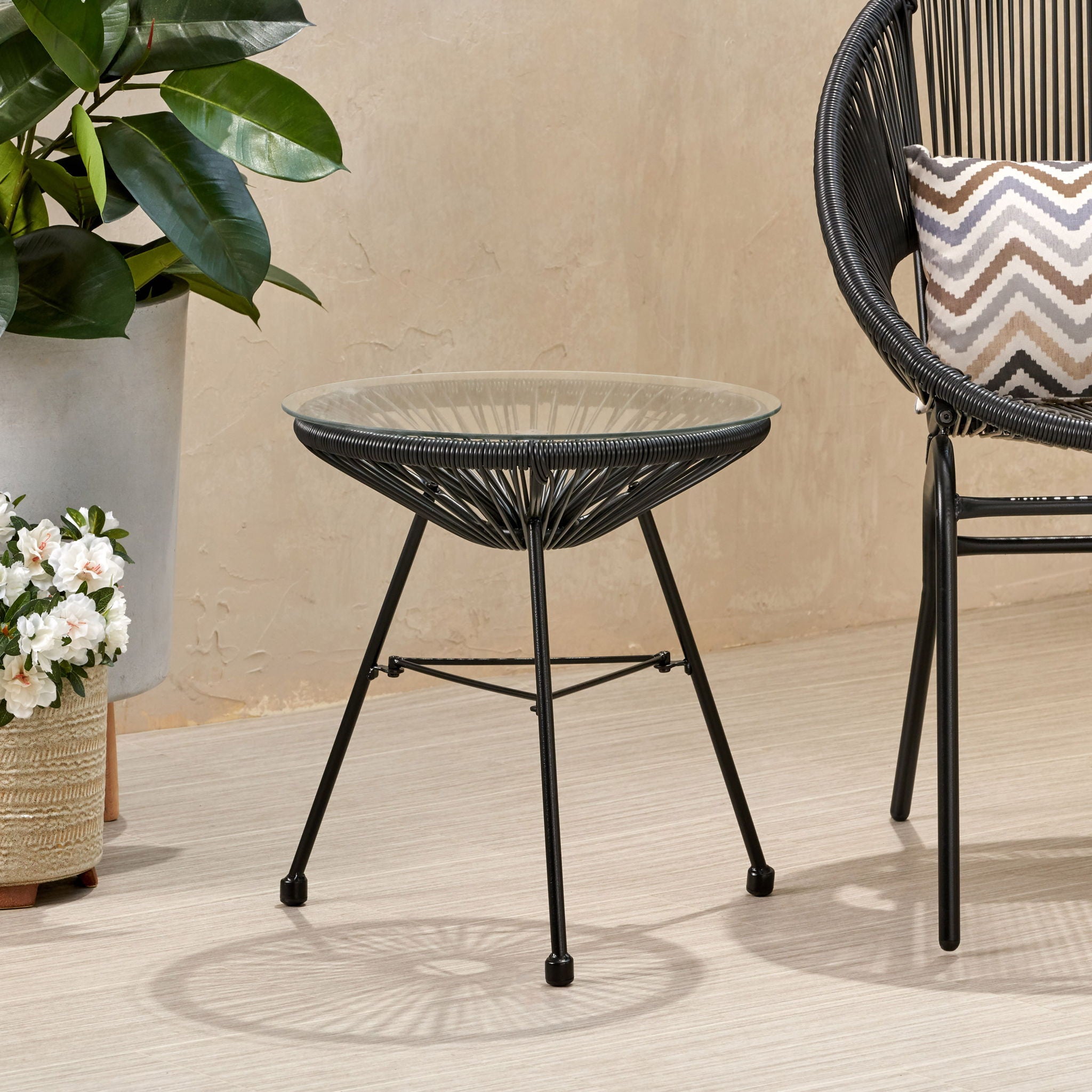 Nusa - Side Table With Tempered Glass Top - Black