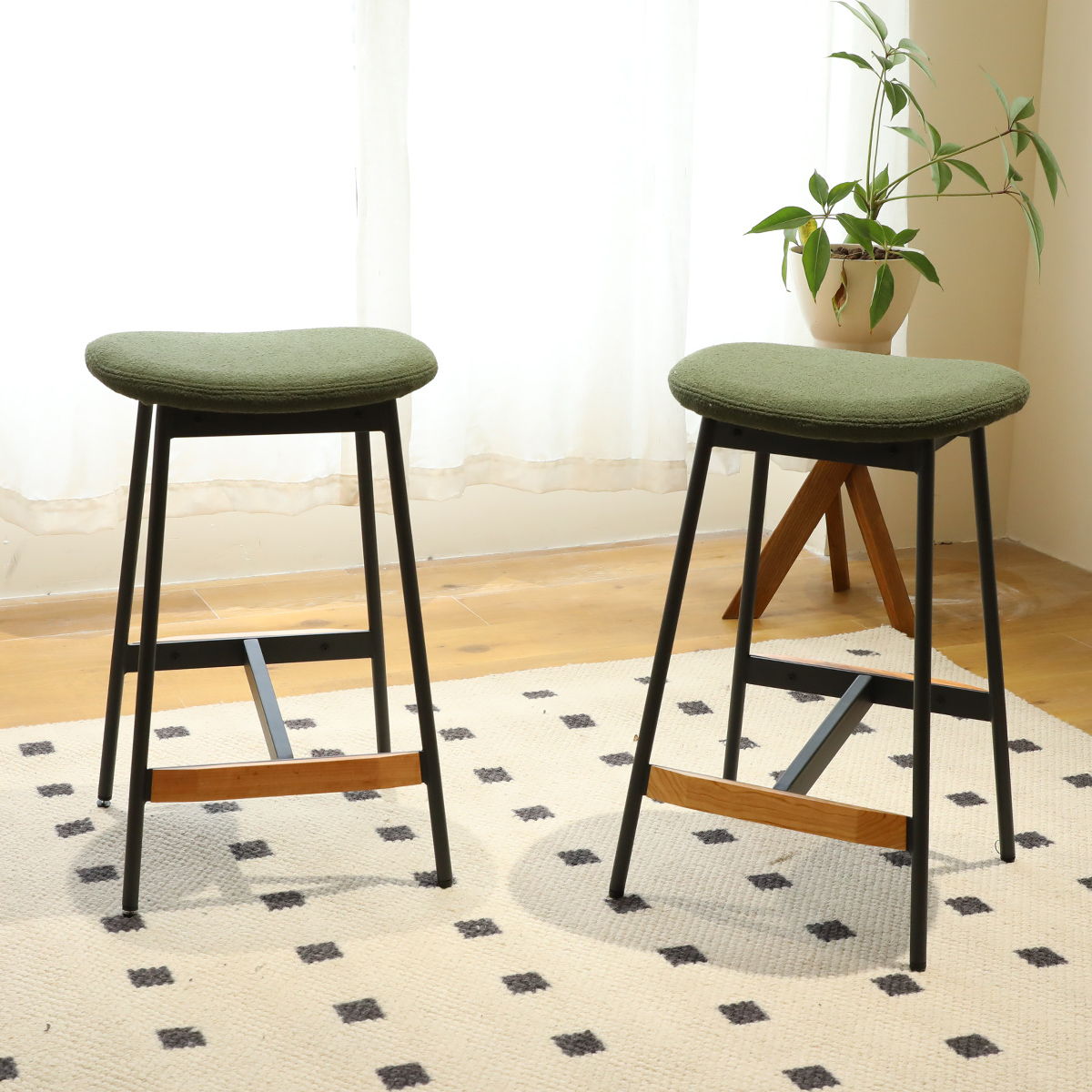 Modern Bar Stools Comfortable &amp; Stylish, Soft Fabric Upholstered, Backless (Set of 2)