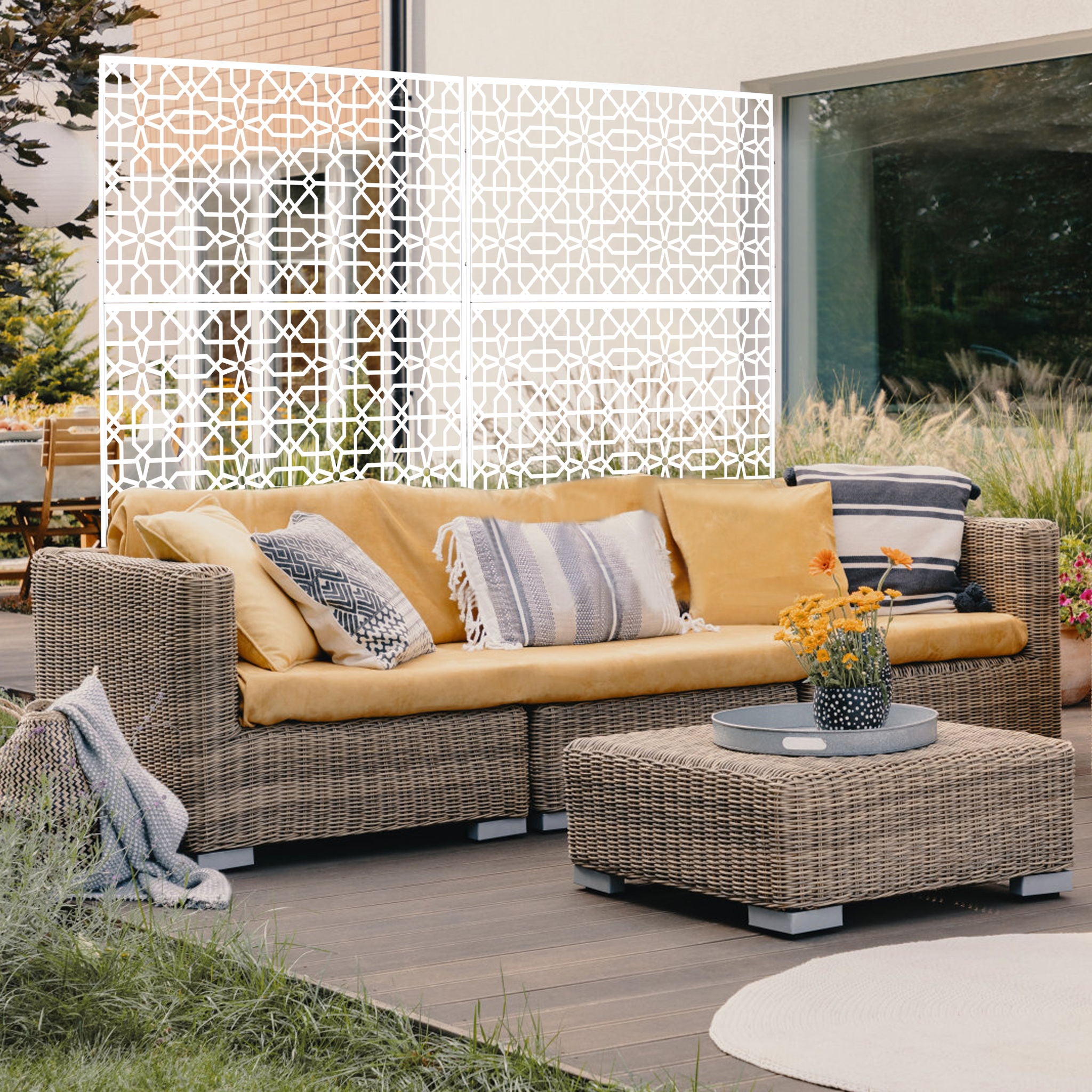 Outdoor &amp; Indoor Metal Freestanding Decorative Privacy Screen