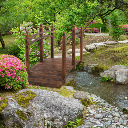 Outsunny - Fir Wood Garden Bridge Arc Walkway With Side Railings, Perfect For Backyards, Gardens, &amp; Streams, Carbonized - Brown