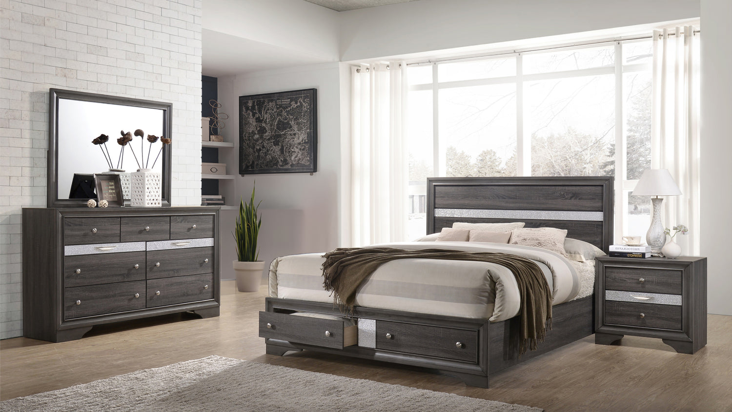Matrix Traditional Style Full 4 Piece Storage Bedroom set made with Wood in Gray