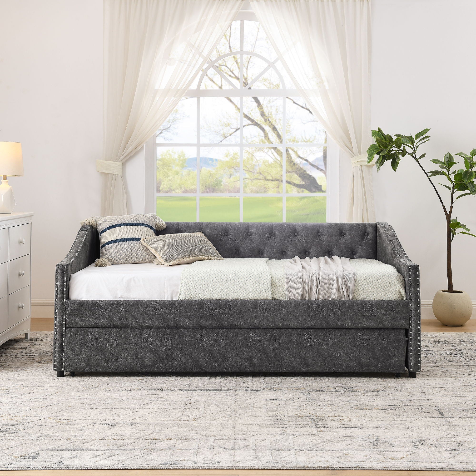 Upholstered Daybed With USB Charging &amp; Pull Out Bed