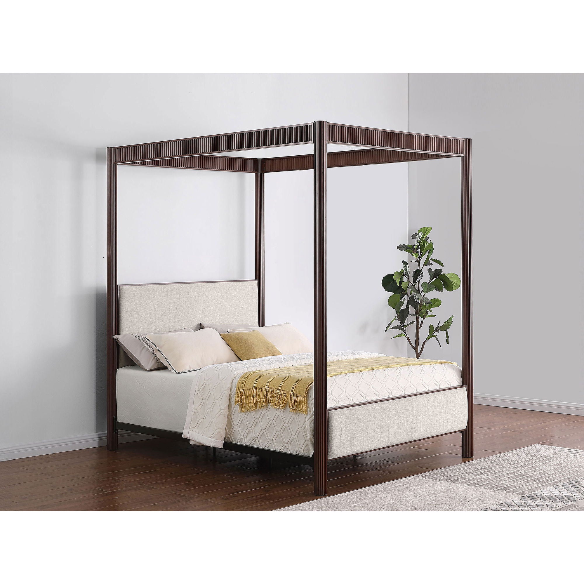 Tova - Canopy Bed