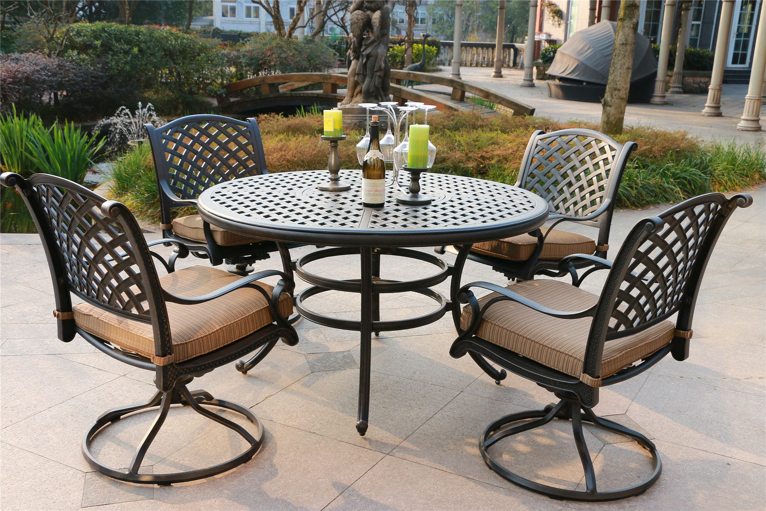 Round 4 Person 51.97&quot; Long Dining Set With Cushions