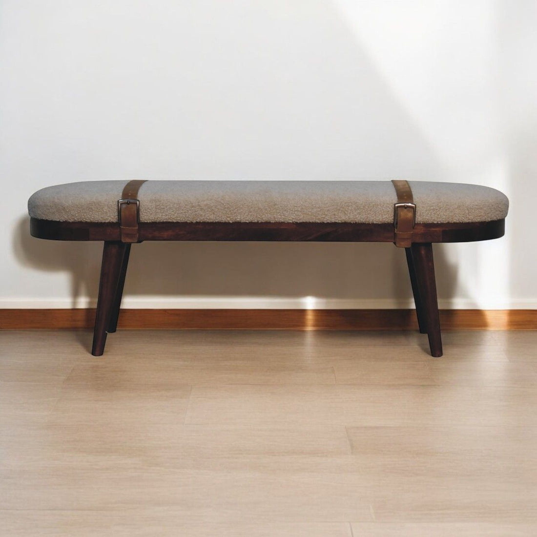 Nordholm Boucle Bench - Walnut
