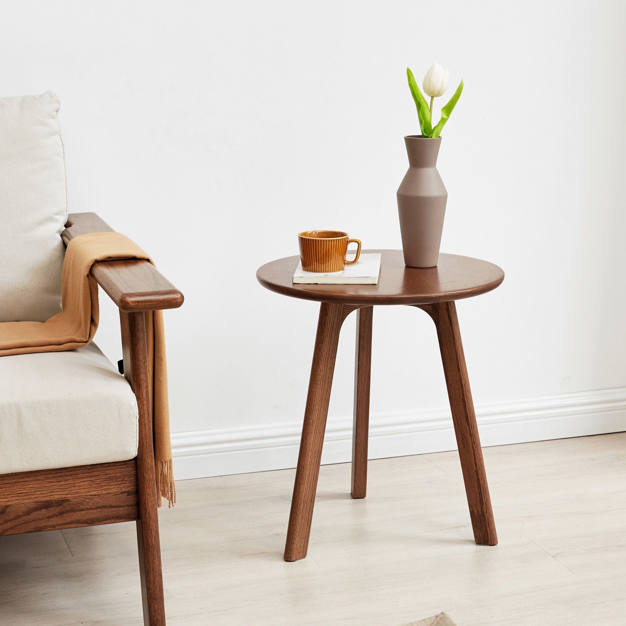 Round Small End Table, Side Table For Bedroom &amp; Balcony