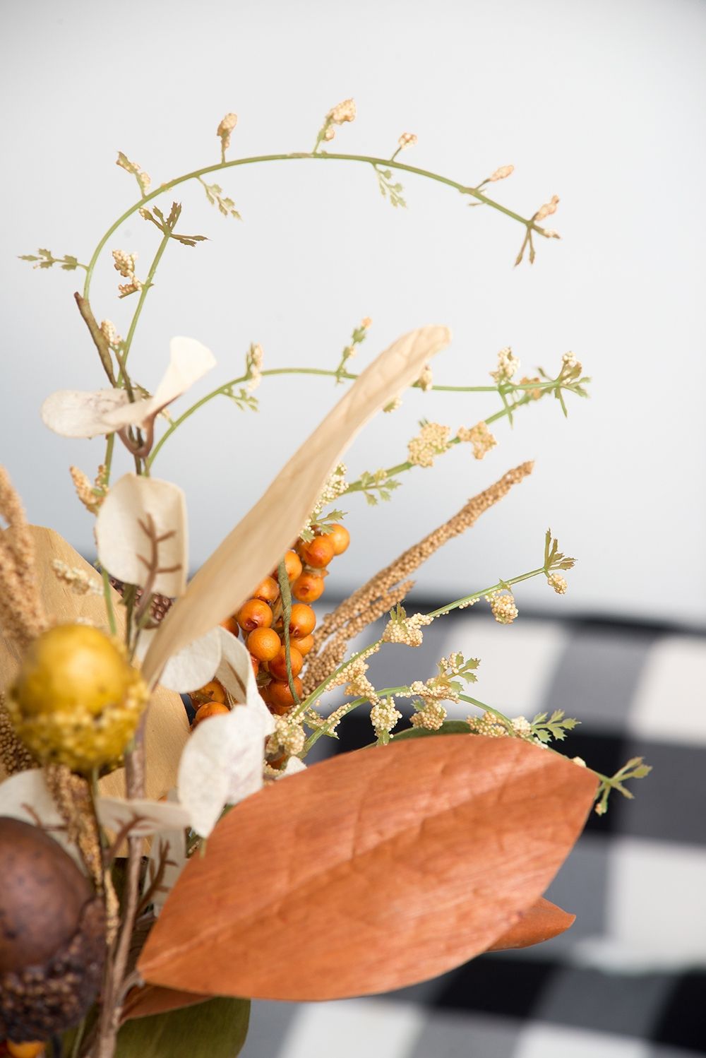 Harvest Acorn / Berry Spray, Botanicals Decor For Harvest Festival Fall Festival &amp; Thanksgiving Table Decorations (Set of 12) - Green / Orange Multi