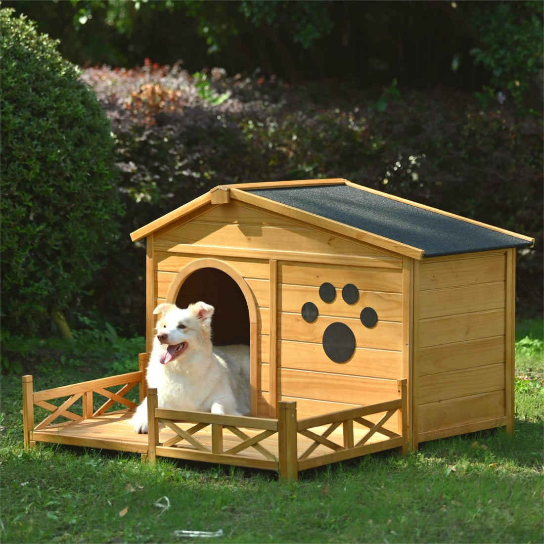 Wooden Dog House Outdoor With Porch, Dog Kennel With Water Resistant Asphalt Roof And Fencing, Indoor &amp; Outdoor Dog Crate With Paw Print, Medium - Nature