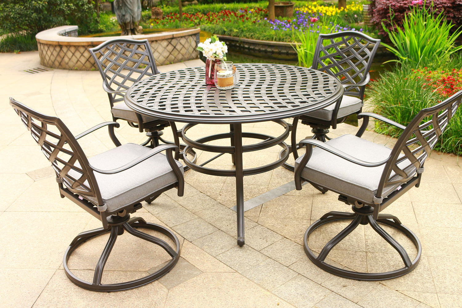 Round 49&quot; Long Aluminum Dining Set With Cushions