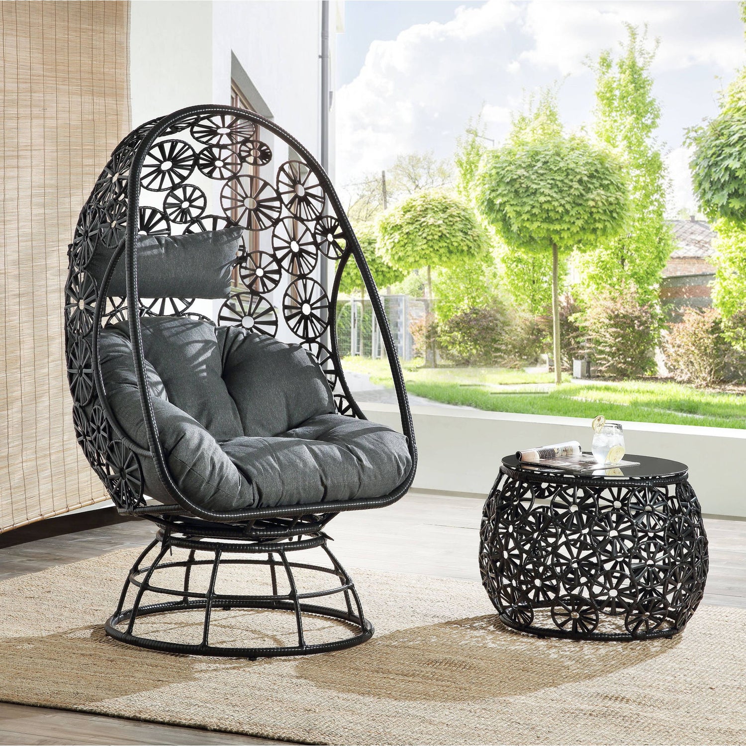 Hikre - Patio Lounge Chair &amp; Side Table - Black / Charcoal