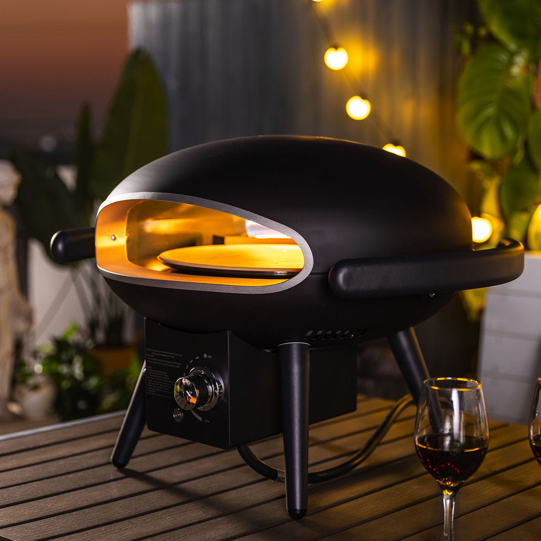 Gas Pizza Oven, Propane Outdoor Pizza Oven, Portable Pizza Oven For 12&quot; Pizzas, With Gas Hose&amp;Regulator - Black