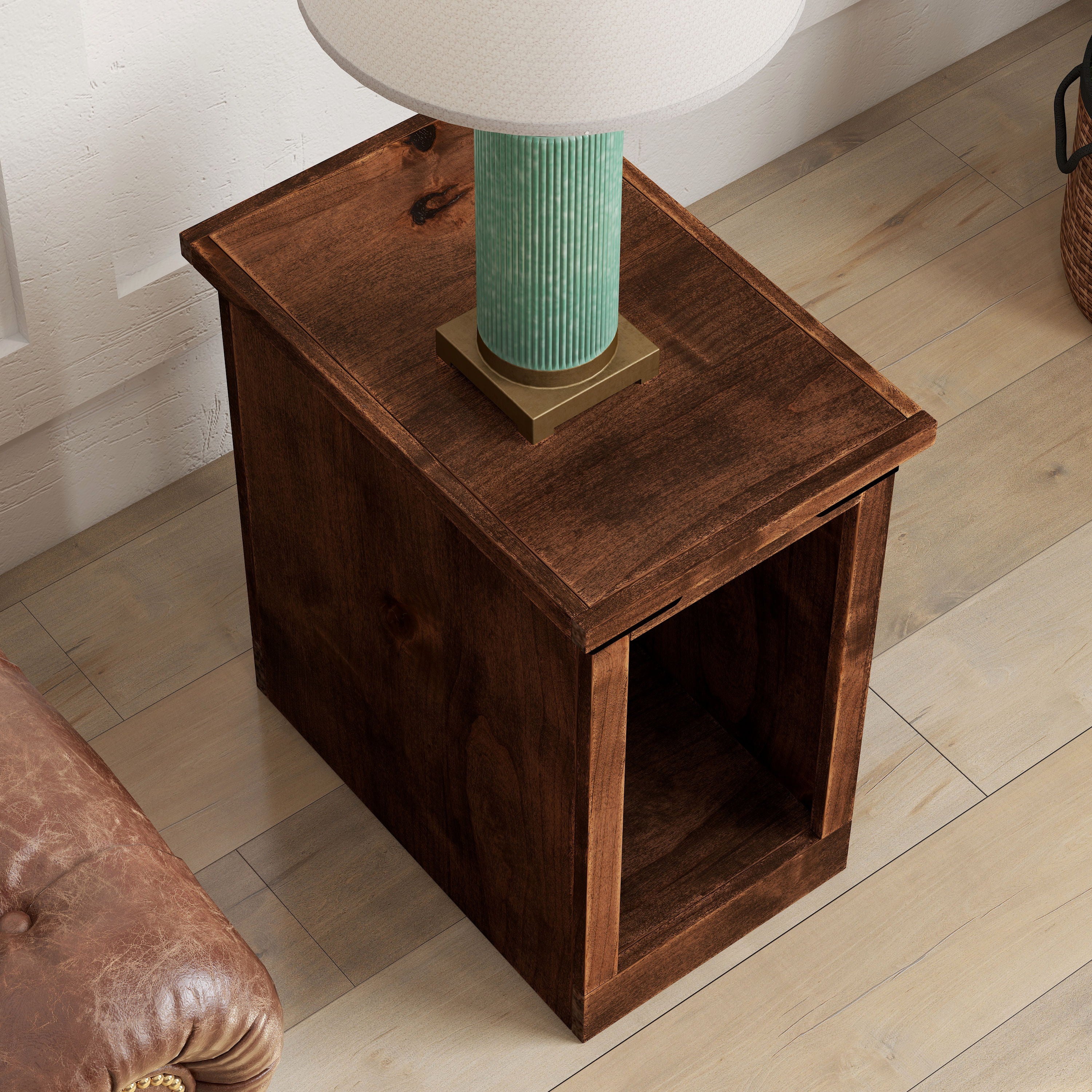 Farmhouse - 14&quot; Chairside Table