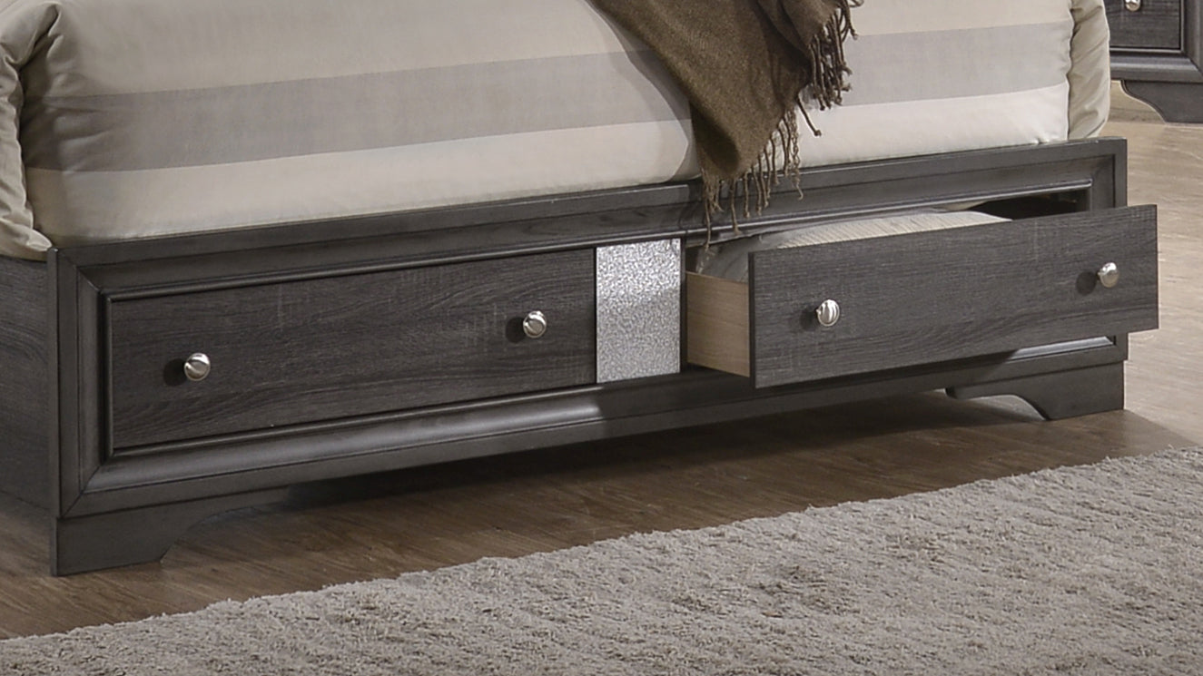 Matrix Traditional Queen 4 piece Storage Bedroom Set made with Wood in Gray