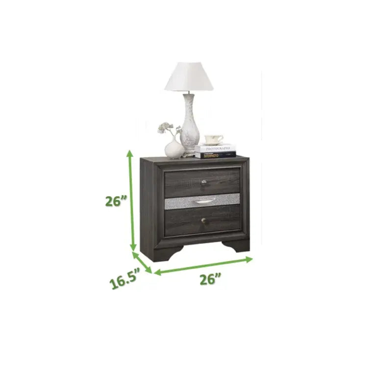 Matrix Traditional Queen 4 piece Storage Bedroom Set made with Wood in Gray