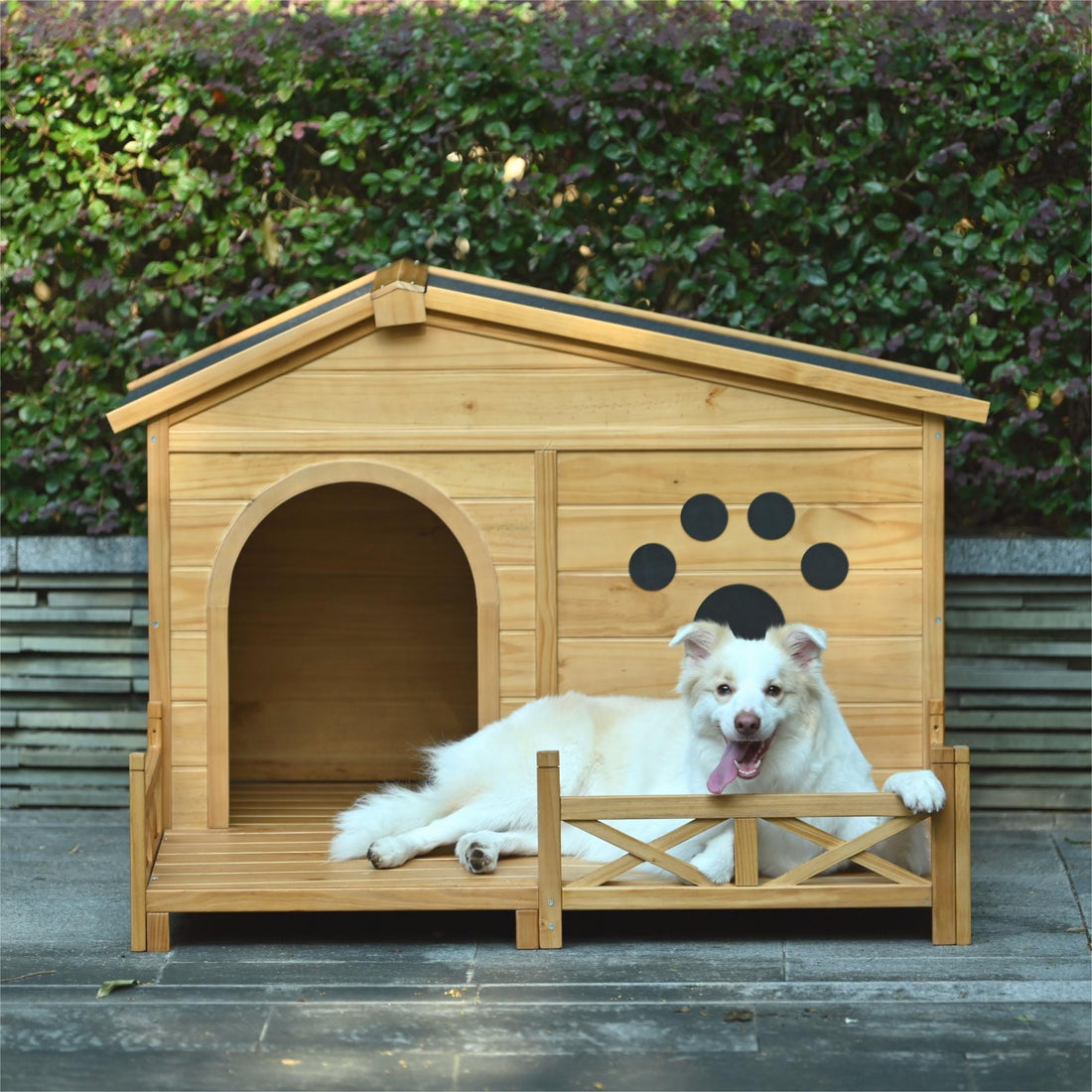 Wooden Dog House Outdoor With Porch, Dog Kennel With Water Resistant Asphalt Roof And Fencing, Indoor &amp; Outdoor Dog Crate With Paw Print, Medium - Nature