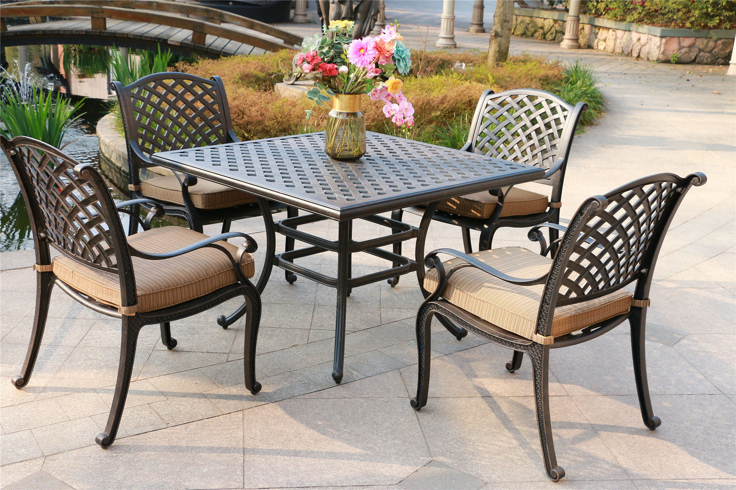 Square 4 Person 43.19&quot; Long Aluminum Dining Set With Cushions
