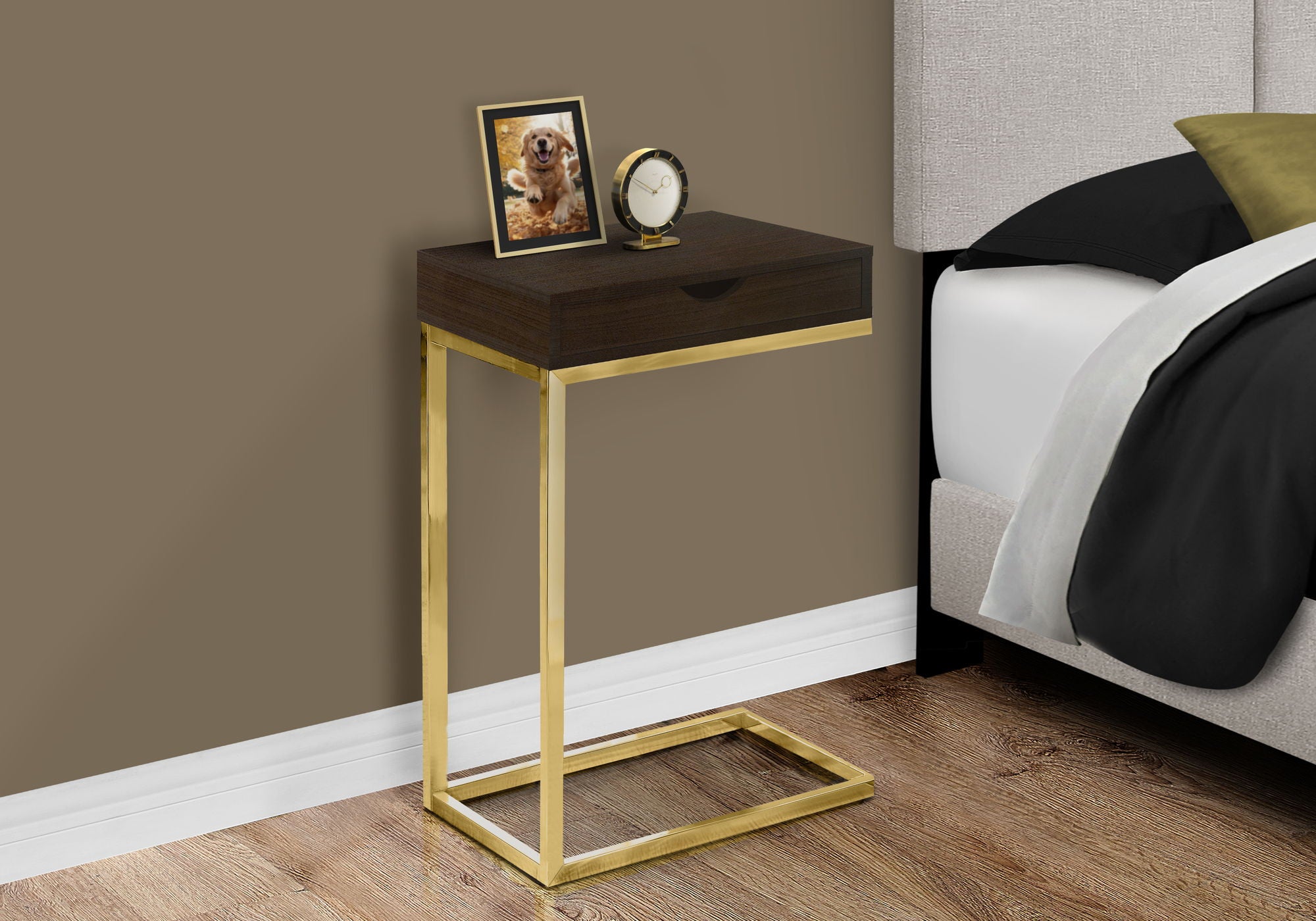 Accent Table, C - Shaped Contemporary &amp; Modern Elegant Design