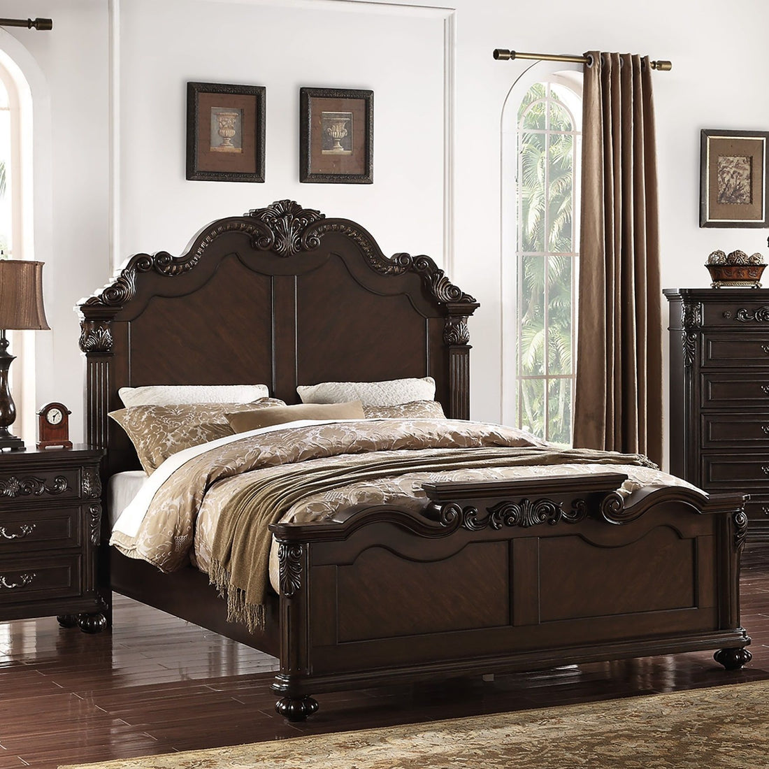 Bed With Carved Details