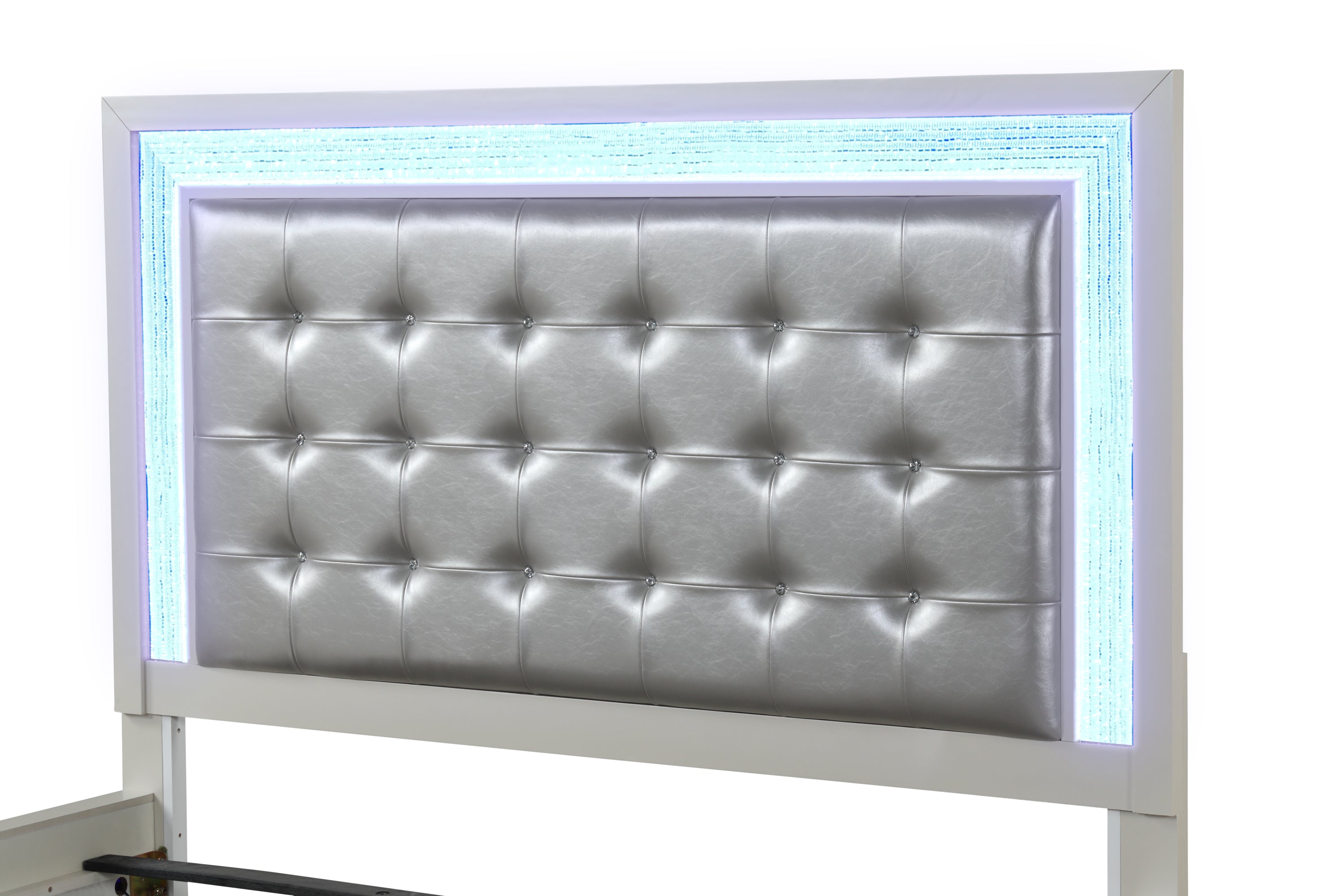Passion Queen 4 Pc LED Bedroom Set Made with Wood in Milky white