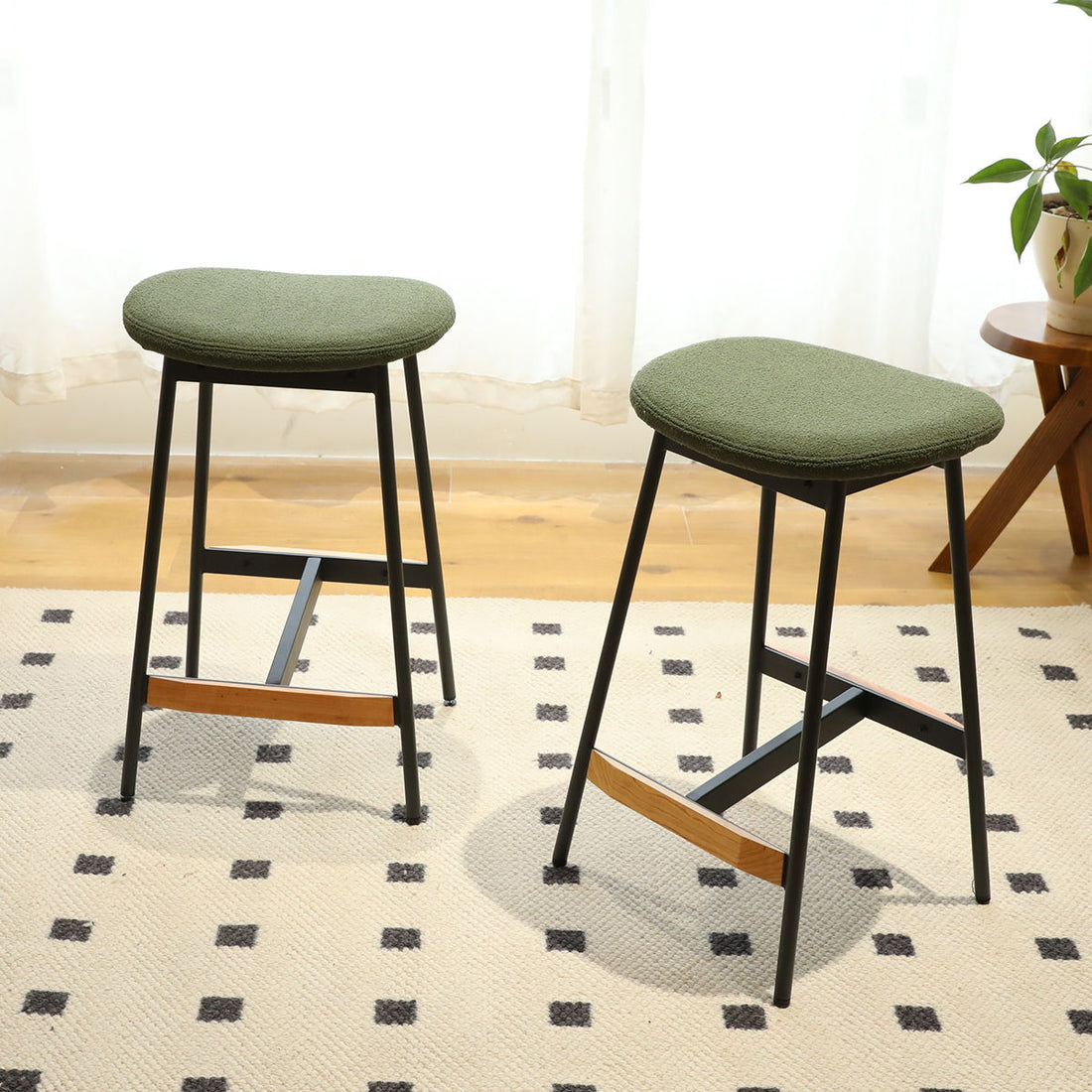 Modern Bar Stools Comfortable &amp; Stylish Counter Height And Bar Height Bar Stools, Soft Fabric Upholstered, Backless For Kitchen, Dining Room Bar Chairs (Set of 2) - Green