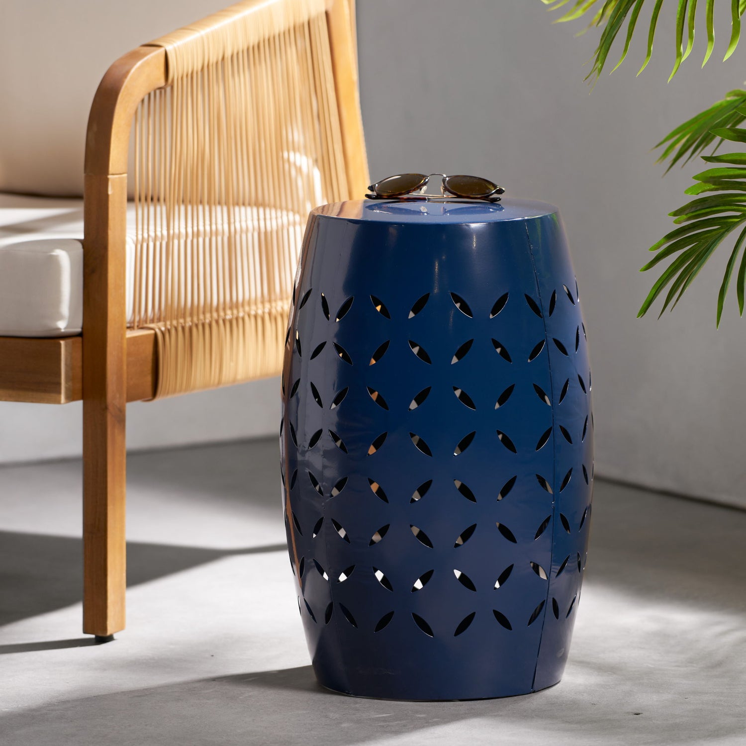 12&quot; Outdoor Lace Cut Side Table