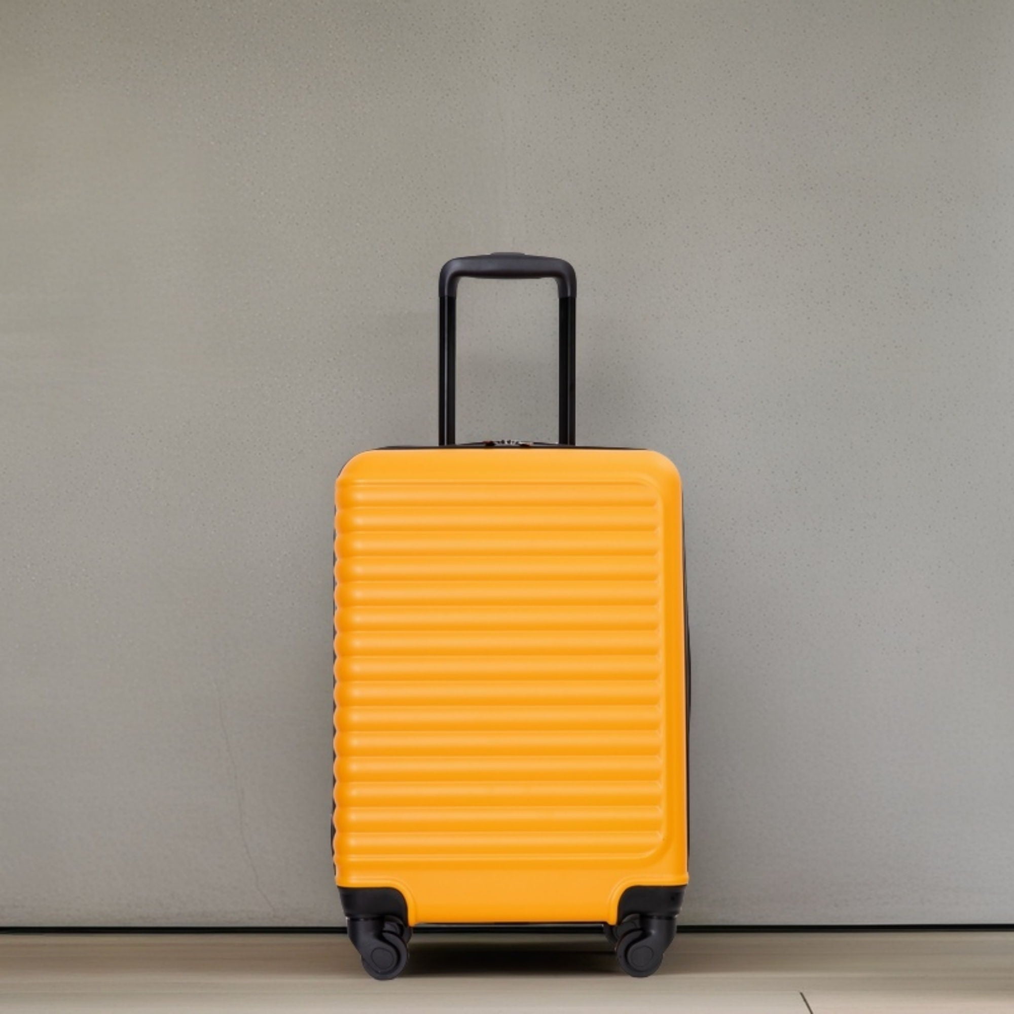 20&quot; Carry On Luggage Lightweight Suitcase, Spinner Wheels