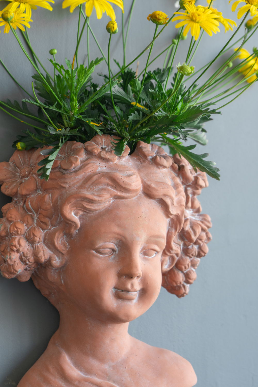 8X4X9&quot; Visage Head Bust Planter, Home Wall Planter - Brown