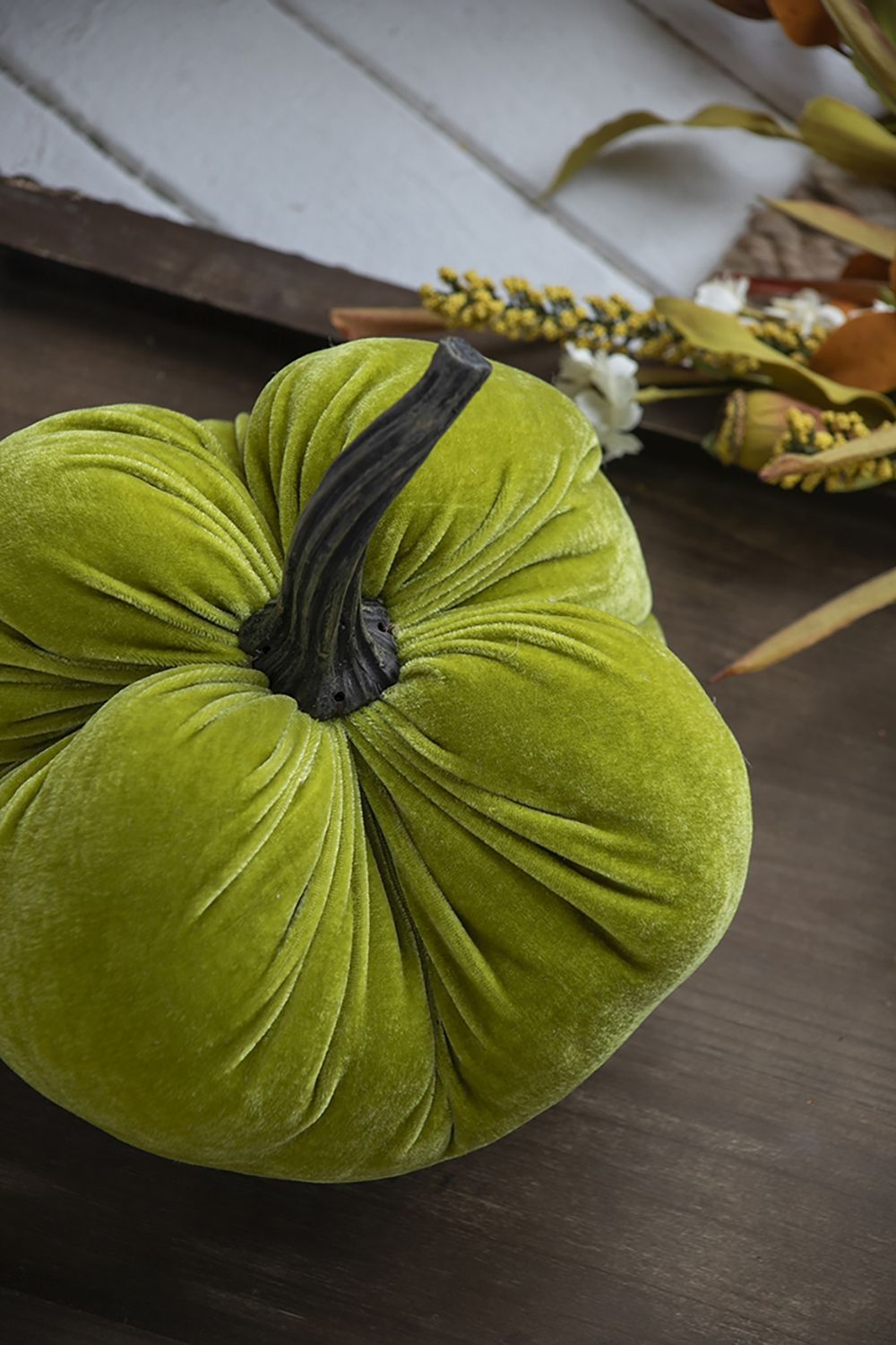Velvet Weighted Pumpkin With Resin Stem Apple, Pumpkin Ornament Decor For Holiday Harvest Festival Fall Festival &amp; Thanksgiving (Set of 2) - Green