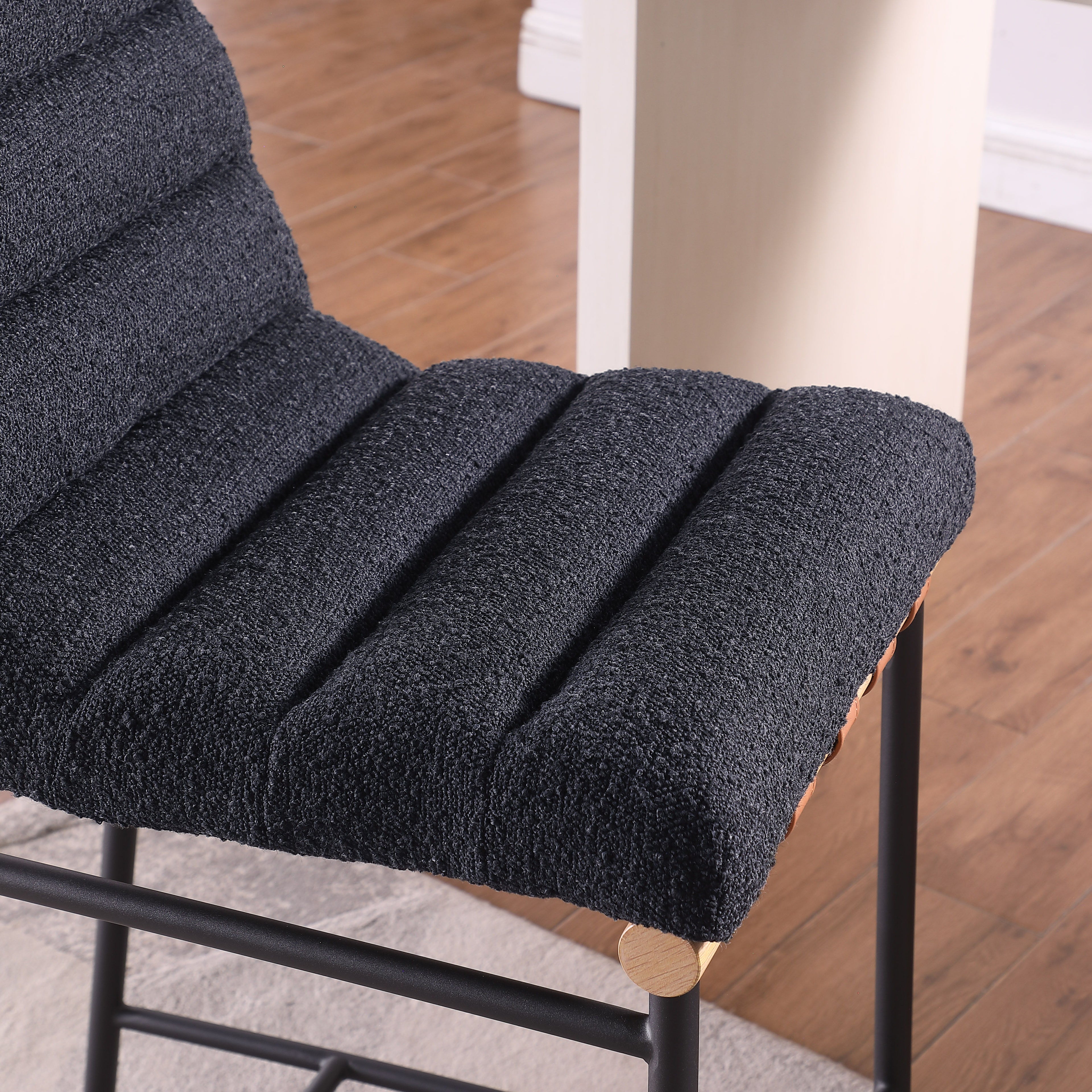 Lahni - 17&quot; Boucle Fabric Counter Height Chair