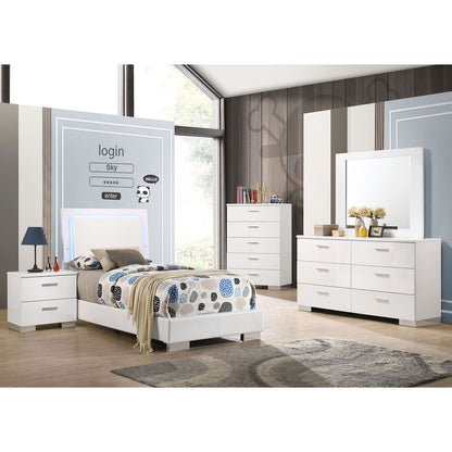 Dulcey - Bedroom Set &amp; LED