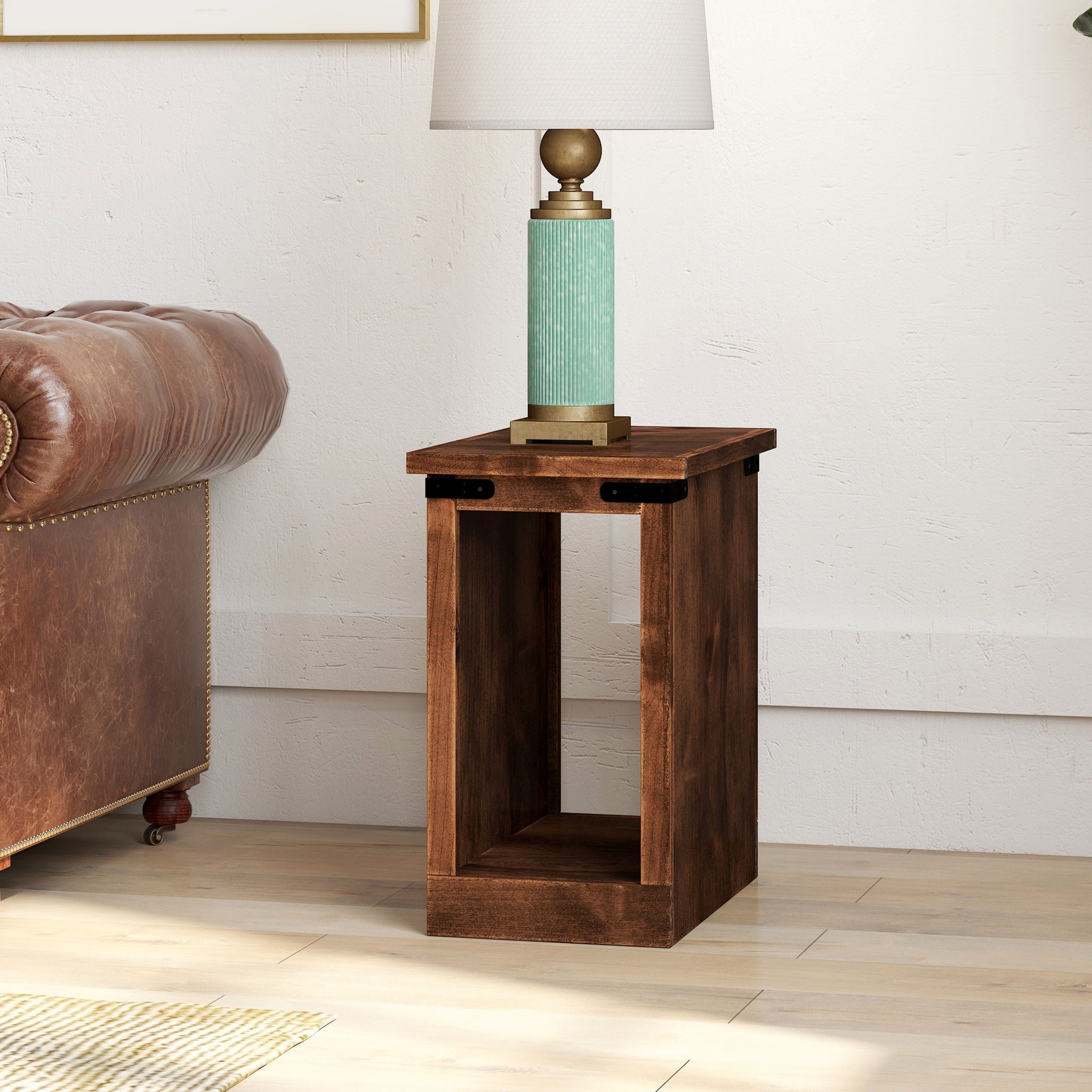 Farmhouse - 14&quot; Chairside Table