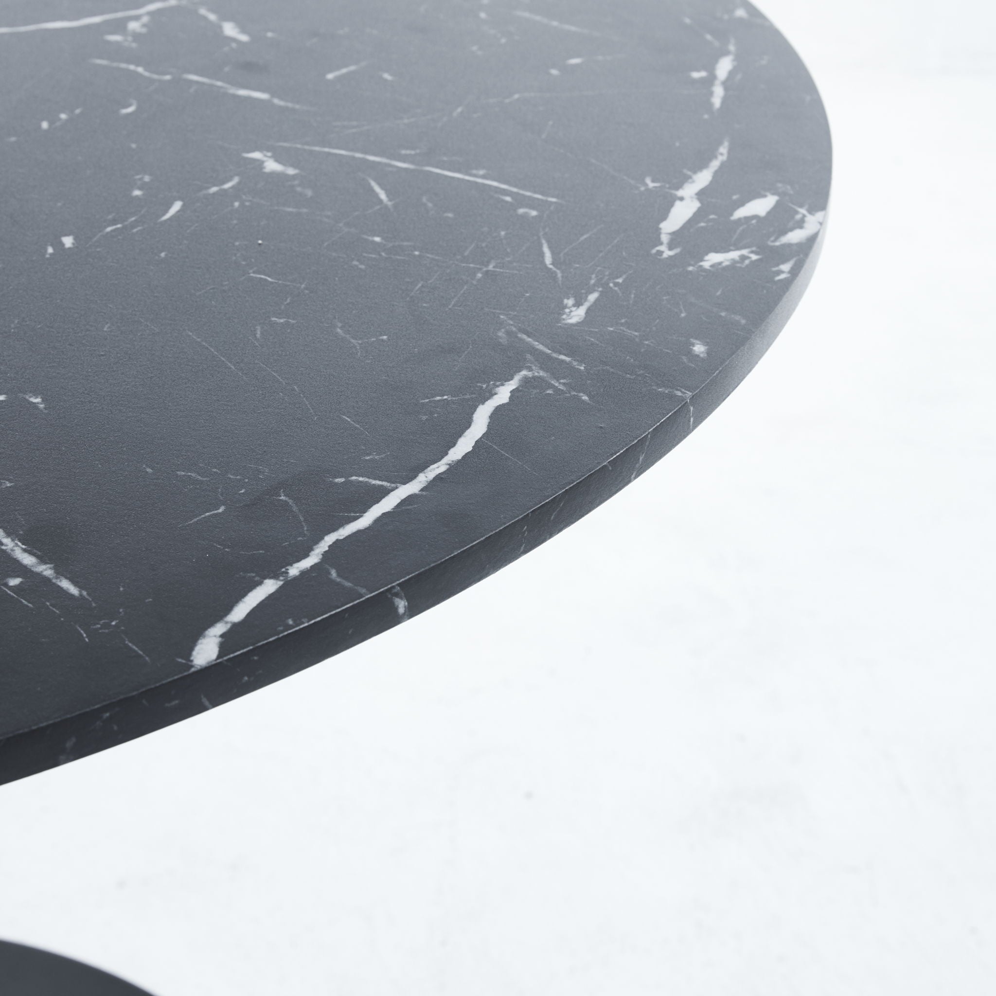 42.1&quot; Tulip Table Mid-Century Dining Table For 4-6 People With Round MDF Table Top, Pedestal Dining Table, End Table Leisure Coffee Table - Black