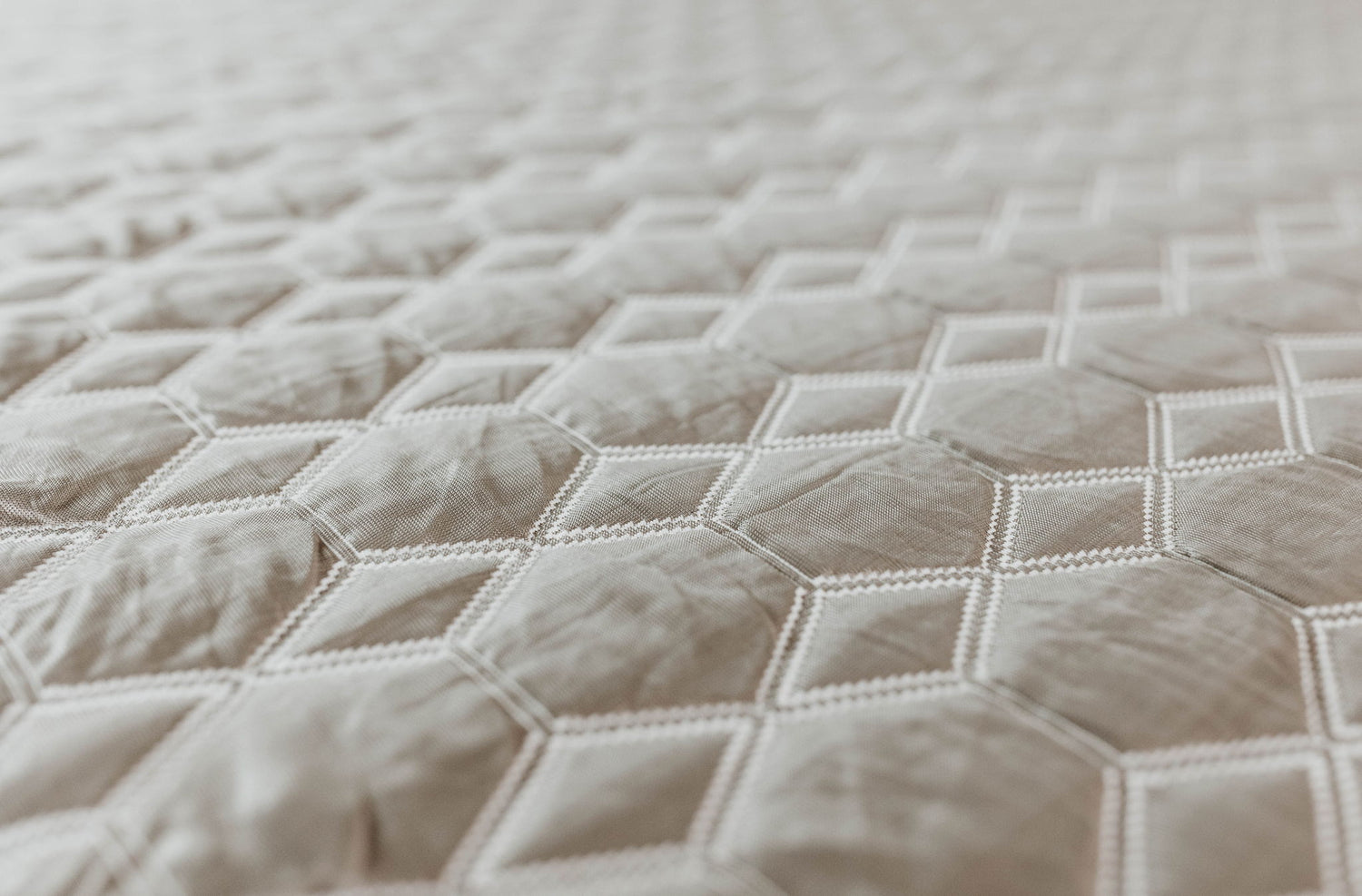 Copper Lux Hybrid - 12&quot; Mattress With Copper Infused Contouring Memory Comfort Layer And Supportive Coil System