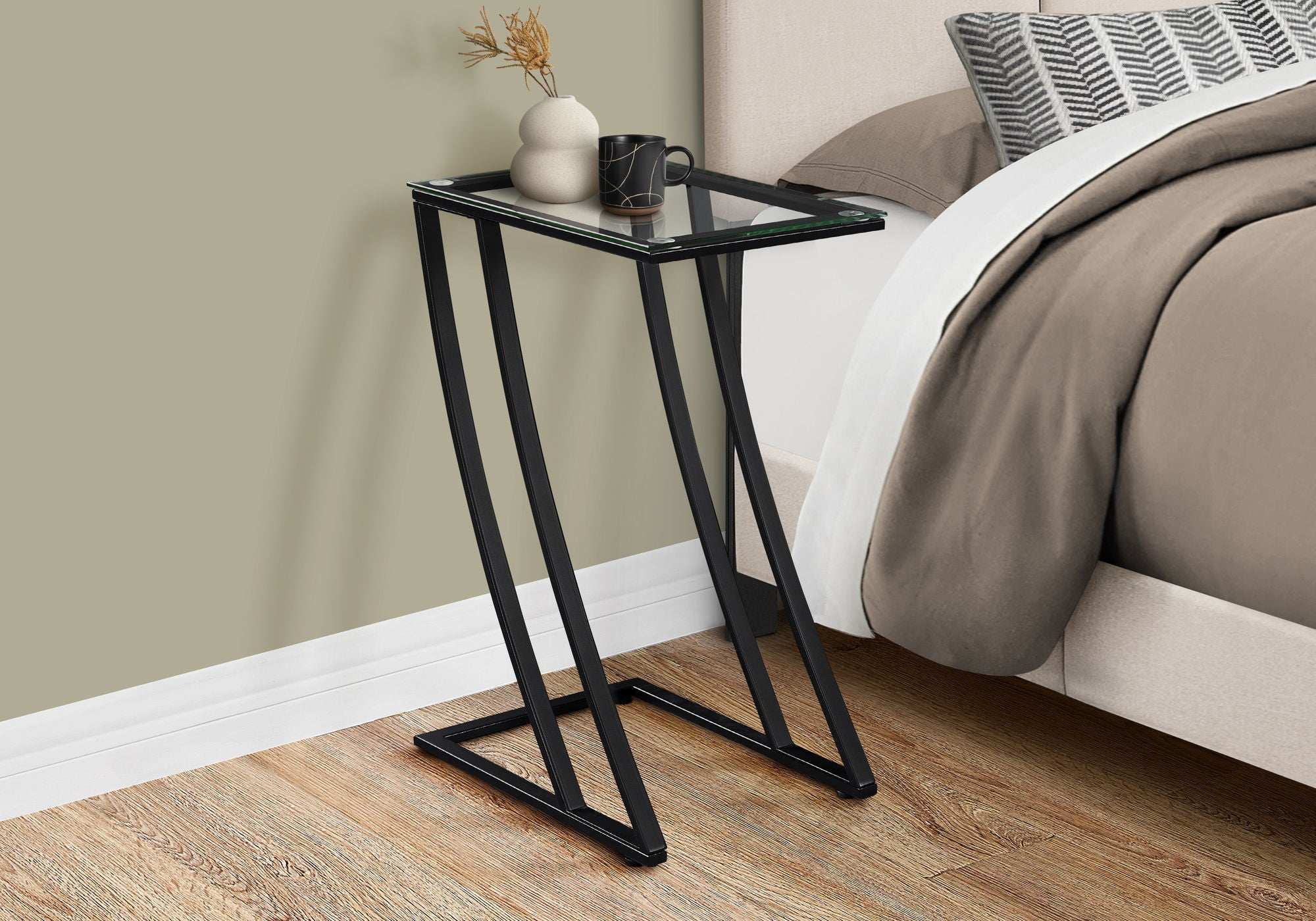 Accent Table, C - Shaped, Sturdy Construction, Contemporary &amp; Modern