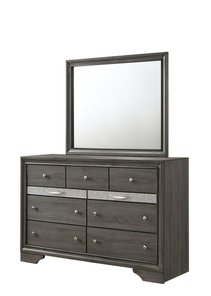 Matrix Traditional Style Full 4 Piece Storage Bedroom set made with Wood in Gray