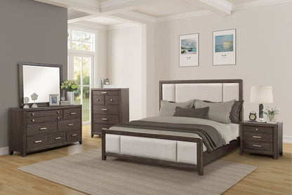 Upholstered Headboard &amp; Footboard With Traditional Styling Bed