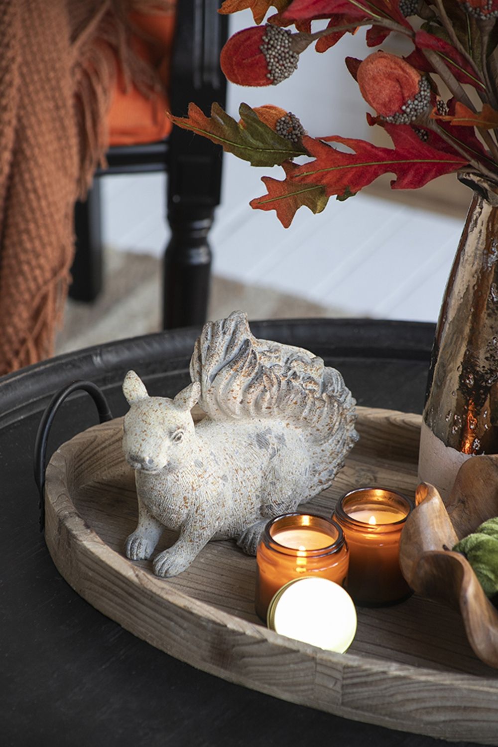 Resin Standing &amp; Lying Down Squirrel Rustic, For Harvest Festival Fall Festival &amp; Thanksgiving Table Decorations (Set of 2) - Antique Cream