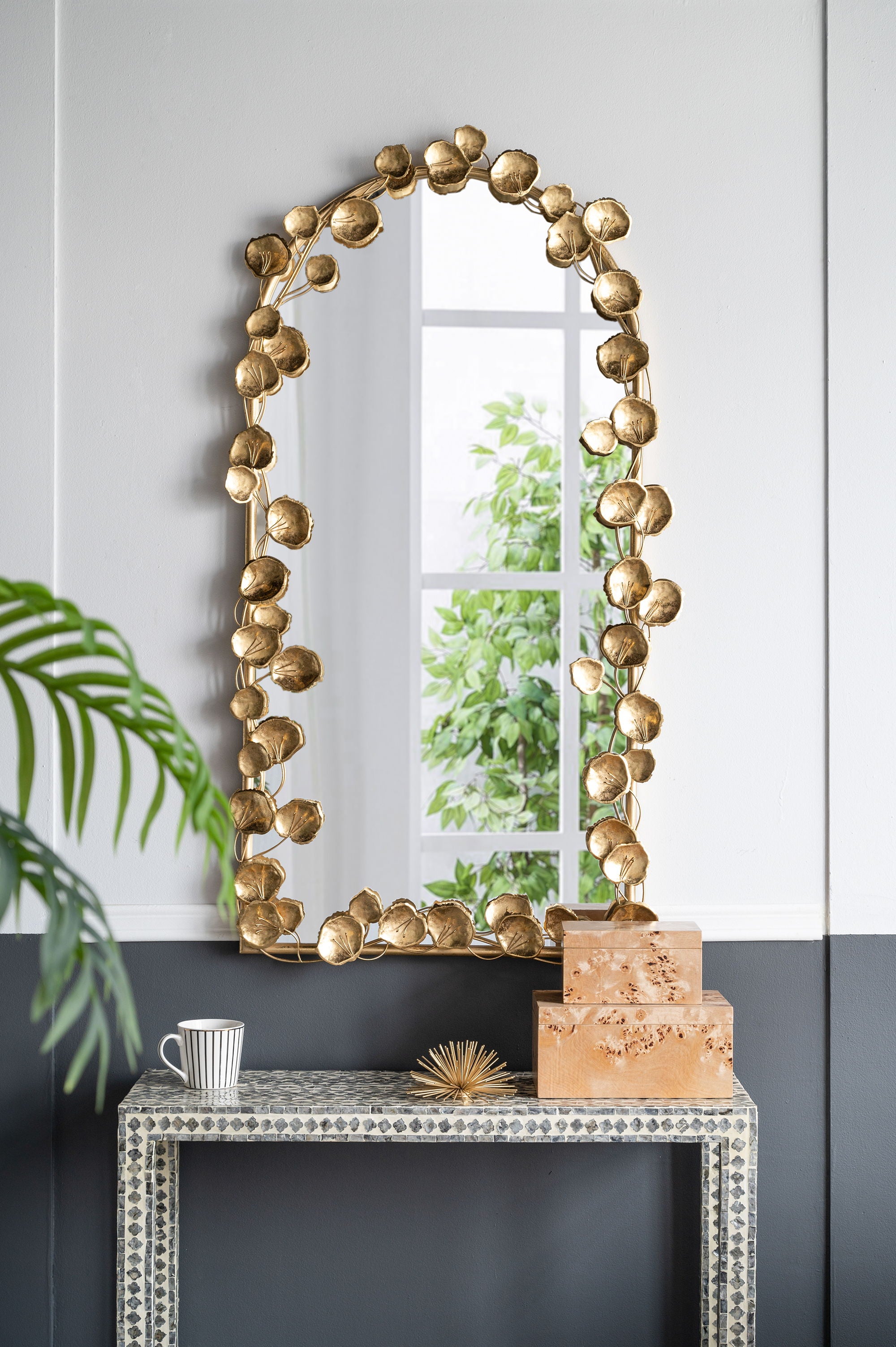 Full Length Arched Wall Mirror With en Leaf Accents Decorative Mirror For Living Room Bedroom - Gold