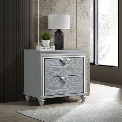 Delacroix - 2 Drawer Nightstand With Felt Lined Top Drawer - Silver
