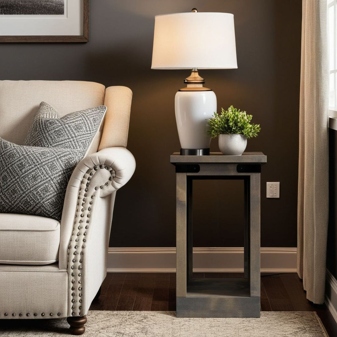 Farmhouse - 14&quot; Chairside Table