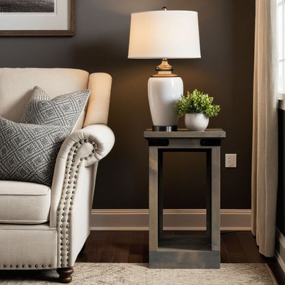 Farmhouse - 14&quot; Chairside Table